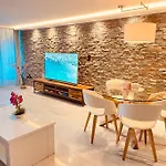 Domino - Superbe De Standing Leukerbad