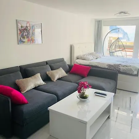 Domino - Superbe De Standing *