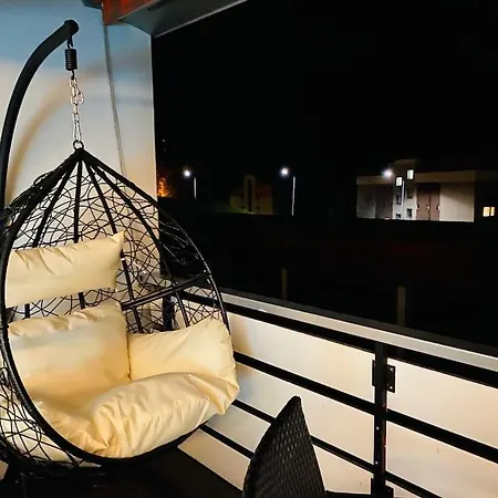 Domino - Superbe De Standing Leukerbad