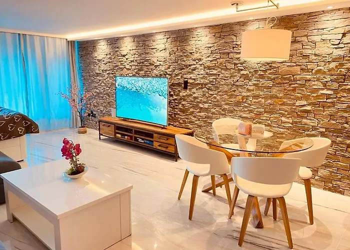 Domino - Superbe De Standing Leukerbad